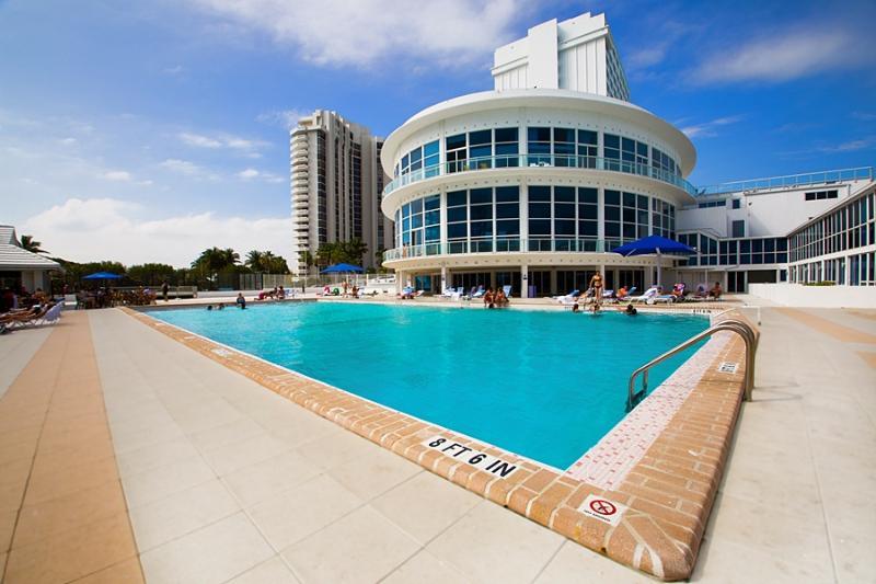 Collins Apartments By Design Suites Маямі-Біч Екстер'єр фото